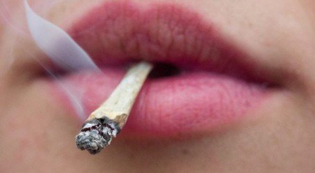 קנאביס בהריון – לאמהות שמעשנות קנאביס נמאס להישפט על ידי אלו ששותים אלכוהול