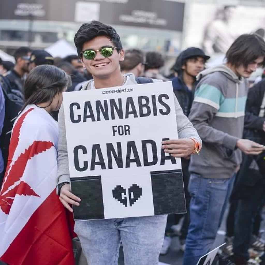 קנדה, קנאביס, חנינה