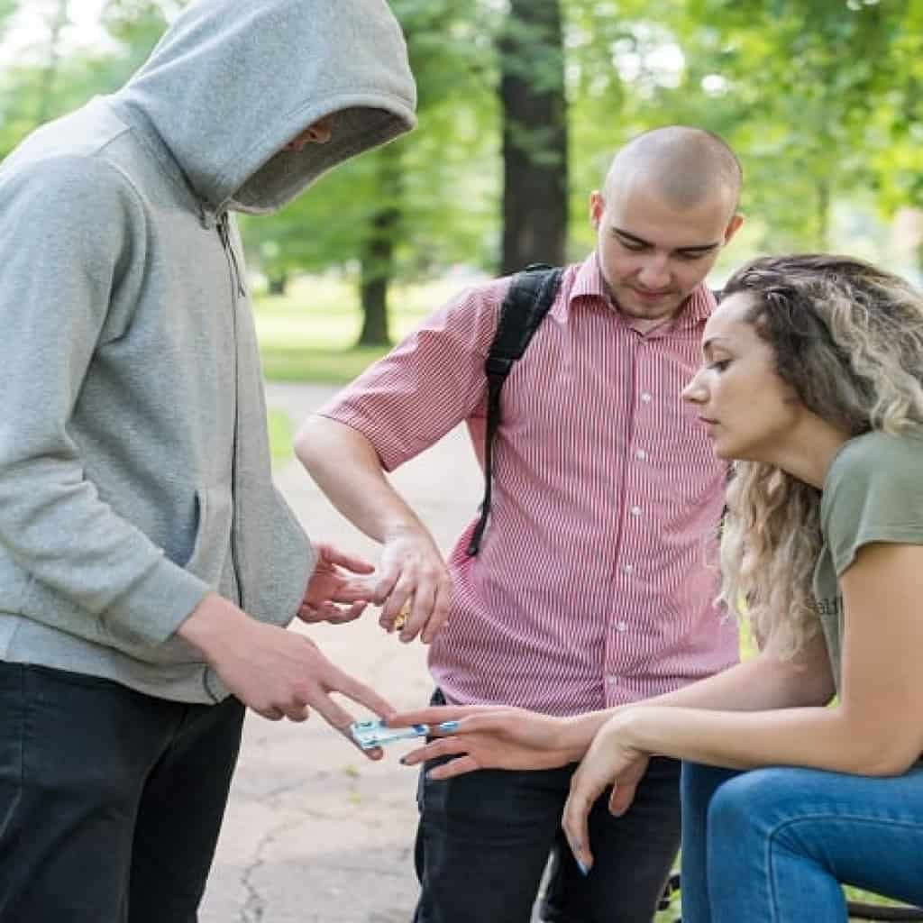 סחר בקנאביס בכמויות קטנות