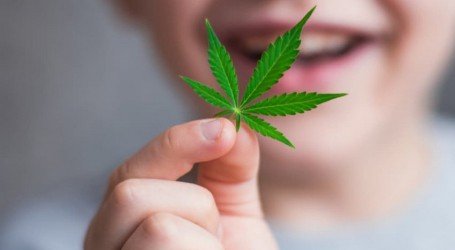 אושר לראשונה: קנאביס רפואי לטיפול באוטיזם